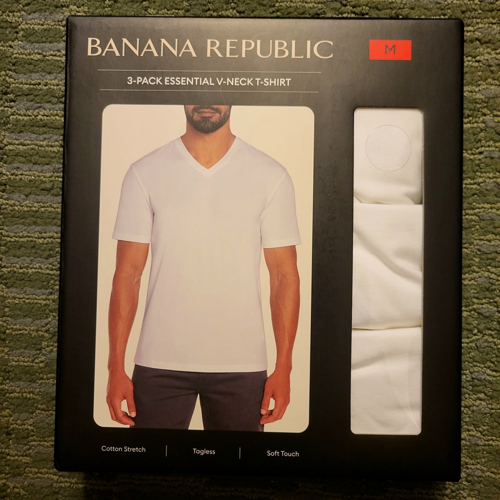 Banana Republic Men's White Cotton T-Shirt Undershirts 3-Pack *New In Box*